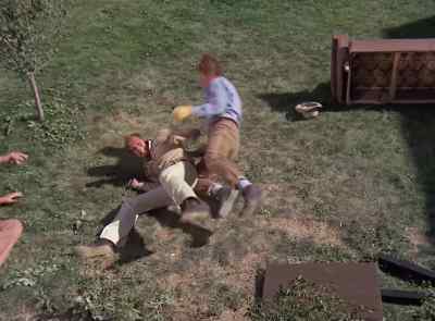 OSCAR:
Uh, have you seen this man before? - The Six Million Dollar Man