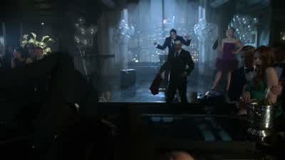 - Oswald, move. - Gotham