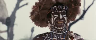 Ouda, don't just stand there. - Ace Ventura: When Nature Calls