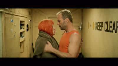 Oui, un Autowash dans la douche. - The Fifth Element