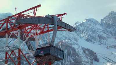 Our aerial cameras follow,
as they take a daredevil stroll - Europe From Above