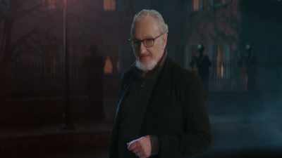 Our first stop
is Tombstone, Arizona, - True Terror with Robert Englund