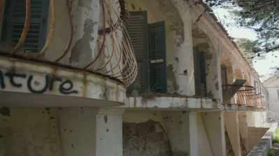 Our house was hit by grenades. - Mysteries of the Abandoned