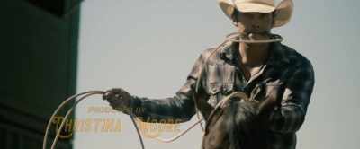 Our next roper up is
Colton Burtenshaw. - Roped