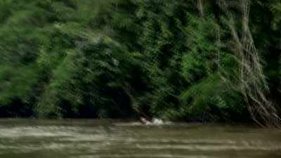 our-second-canoe-has-sunk - Expedition Mungo