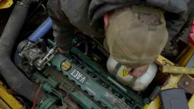 Our status is right now
is Don's having
a little trouble - Bering Sea Gold