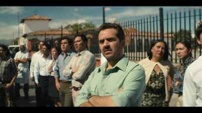 Out of my way! - Narcos: Mexico