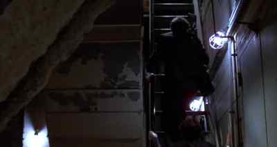 Outside in! - Poltergeist III
