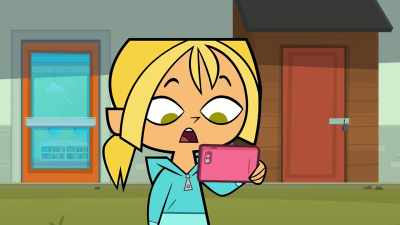 - Ouu!
(Landing thud) - Total DramaRama
