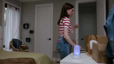 (over hub): So, I read over yor
answers to our questionnaire, - Smart Home Killer