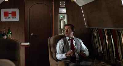 (OVER lNTERCOM)
Mr. Harrison,
this is Captain Moyer. - The Concorde    Airport '79