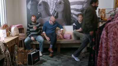[over speakers]: ♪ This is
what we came here for ♪ - The Unicorn