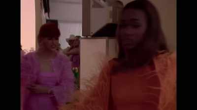 [overlapping chatter] - The Super Models