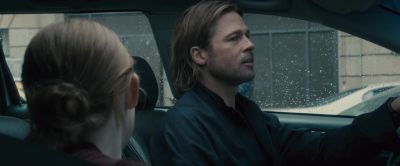 - [overlapping gunfire]
- [screaming] - World War Z
