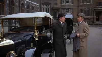 Overpowered a vicar
in a lavatory at St Pancras? - The Thirty Nine Steps