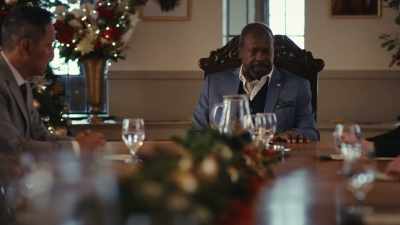 -Oversee that we give
the journalist - A Not So Royal Christmas