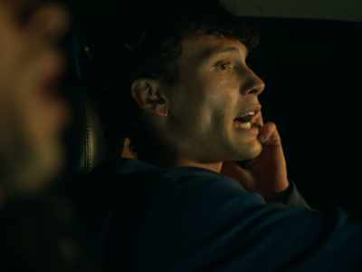 - Ow...
[groaning] - Swallowed