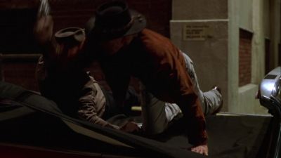 Ow You know - Crocodile Dundee in Los Angeles