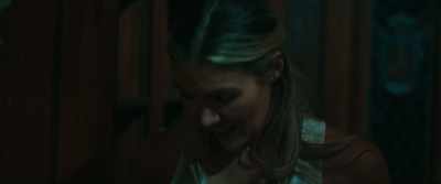 - Owen, that's very nice, - Woman in the Maze
