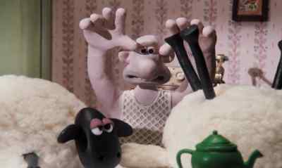 - Owwww! - A Close Shave