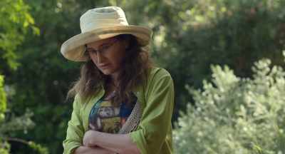 Oye, a ti ya te he dado pepino. - The Shrink Next Door