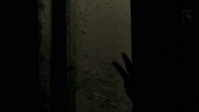 Pažnja, imam važne vesti! - Dracula in a Women's Prison