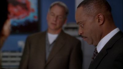 Pack your bags. - NCIS