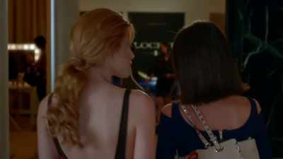 Paige, come here a minute.
I need to ask you something. - Famous in Love