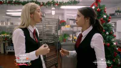 Paige Monaghan
wouldn't know class - Christmas at Castle Hart
