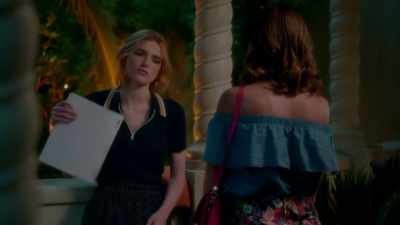 [Paige sighs] - Famous in Love