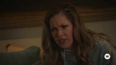 Paige, you're not gonna
be doing this by yourself. - You Had Me at Aloha