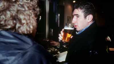 [Pallister]
I was with him in a hotel - Fever Pitch: The Rise of the Premier League