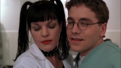 Palmer, what the hell are you doing?! - NCIS