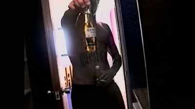 -[Pamela] Coronitas.
-Coronitas! - Pamela, A Love Story