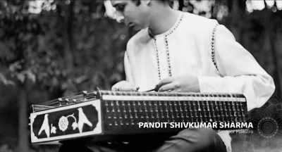 PANDIT SHIVKUMAR SHARMA
San to or Maestro - The Beatles and India