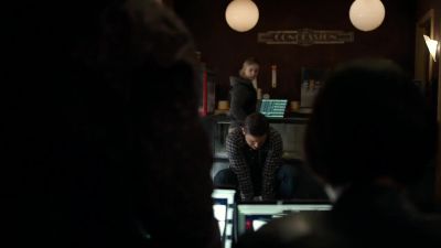 (panel clicks, ratcheting) - Blindspot