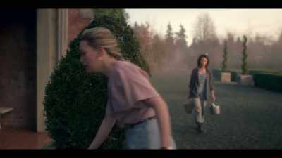 [panicked breathing] - The Haunting of Bly Manor
