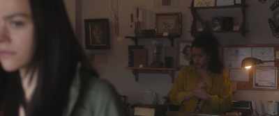 Panicked residents - Souvenirs