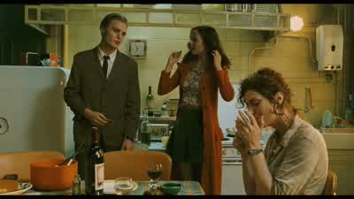 Papa, it's me. - The Dreamers