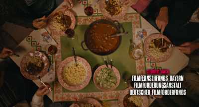 (Papa) Saugut.
- Hervorragend. - Rehragout-Rendezvous