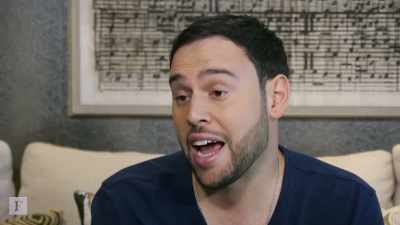 [paparazzi cheering] - Taylor Swift vs Scooter Braun: Bad Blood