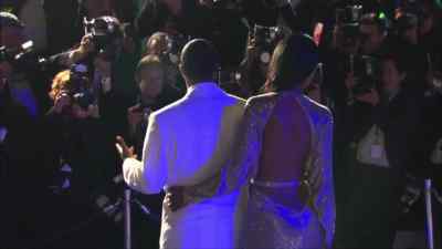 [paparazzi shouting] - Diddy: The Making of a Bad Boy