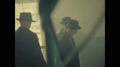 Papen hears that Edgar Jung has been
arrested and flies to Berlin - Rise of the Nazis