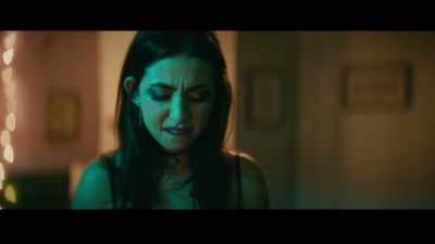(paper rustles)
(Katie breathes deeply) - Katie's Mom