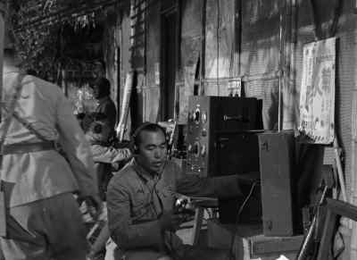 - Paratrooper..
- Paratrooper? - Objective, Burma!
