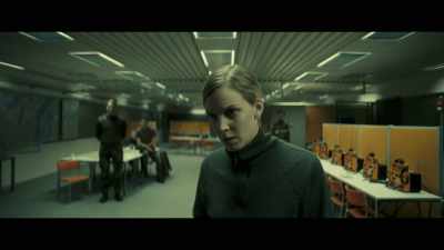 - Pardon?
- It's just a question. Just answer it. - The Unthinkable