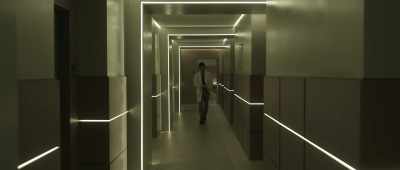 - [Park] You know what an engram is?
- [Reece] No, I don't. - The Terminal List