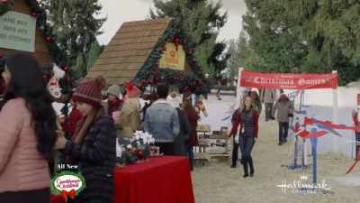 Participants should start
heading over to the start line - Gingerbread Miracle