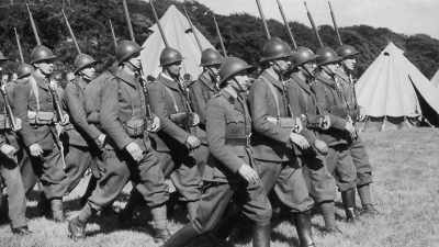 Particularly for the British - World War II: Race to Victory
