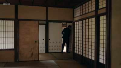 Partitions slide behind one another
to open up the rooms. - The Art of Japanese Life
